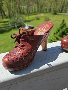 Woven Leather Vintage 1970s  Lace-Up Mule Heels - Brown